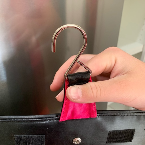 💗Mary Kay cosmetic roll up make up travel hang bag organizer, removable pockets - Picture 4 of 10